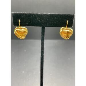 Vintage Carolee Signed Heart Solid Gold Tone Drop Dangle Earrings 14.6mm